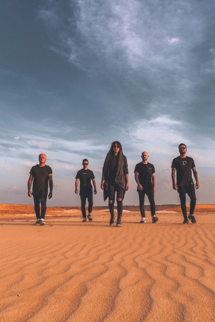 С Днем рождения, LOUNA!